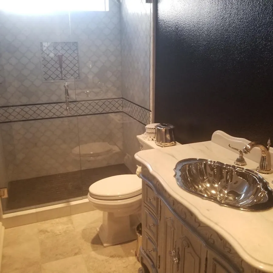 Professional plumbing work and bathroom remodeling in Holtville
